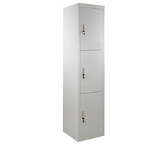 Armário de metal com 3 portas