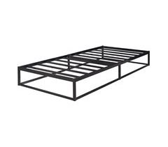 Cama metálica Trerunta com estrado