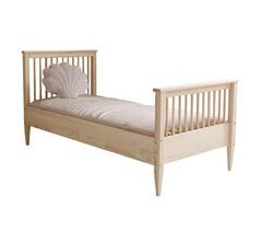 Cama com estrado de molas e pés de Daphné