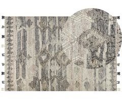 Beliani Pelos curtos ARATASHEN 200x300