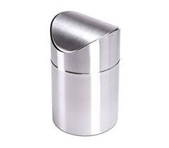 Balde de lixo com capacidade de 1,5 L