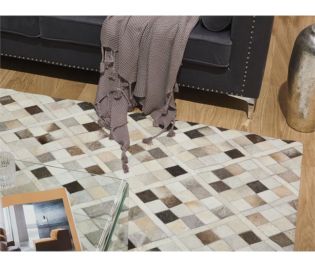 Beliani Pelos curtos HIRKA 140x200 Cinza