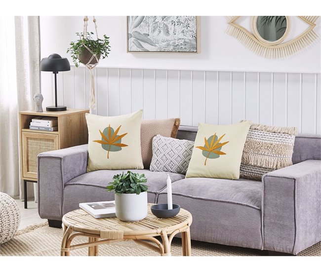 Beliani Almofada decorativa DAVALLIA 45x45 Bege