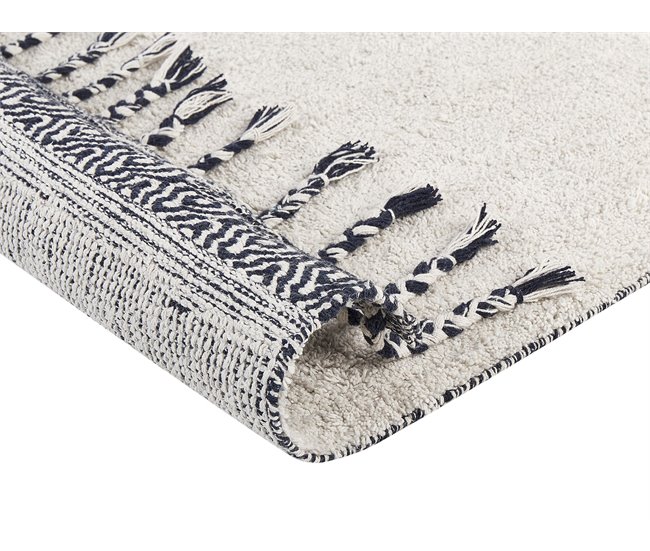 Beliani Pelos curtos ERAY 140x200 Branco