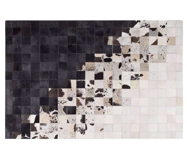 Beliani Pelos curtos KEMAH 140x200 Preto