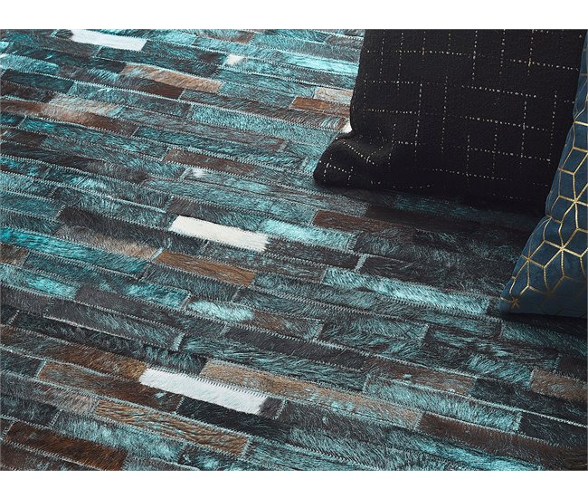 Beliani Pelos curtos KISIR 160x230 Castanho