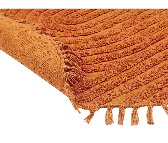 Beliani Entrelaçado HALFETI 140x140 Laranja