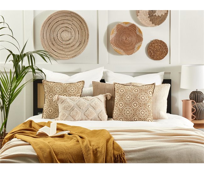 Beliani Cojín decorativo CEIBA 45x45 Areia