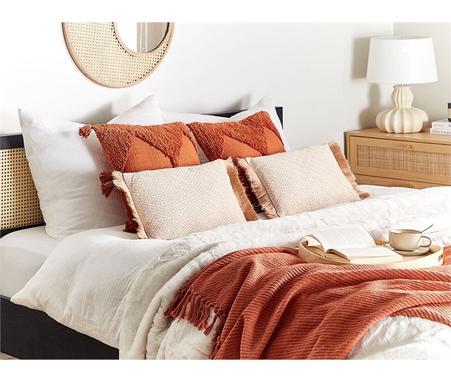 Beliani Almofada decorativa BOATH Bege