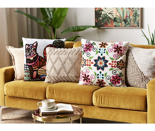 Beliani Almofada decorativa BAHRAICH Multicor