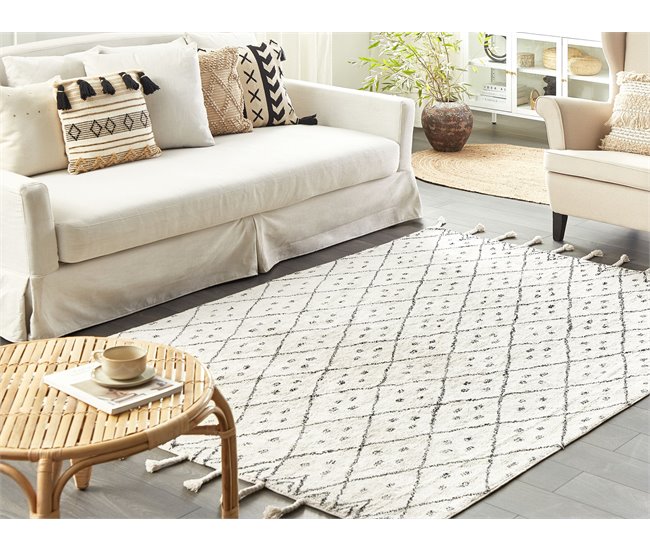 Beliani Pelos curtos AGADIR 140x200 Branco/ Bege