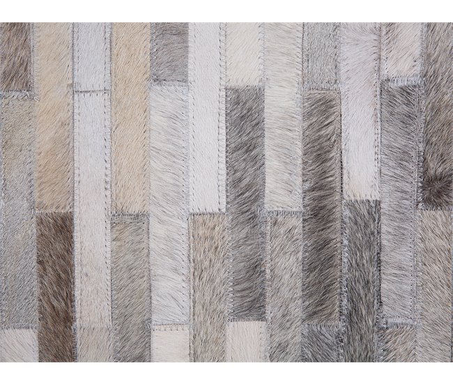 Beliani Pelos curtos AHILLI 140x200 Cinza