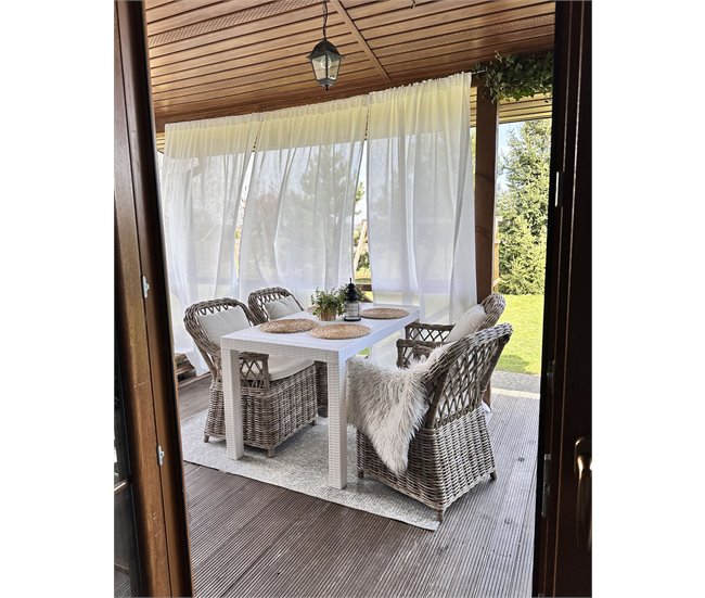 Beliani Mesa de jardim FOSSANO 80x140 Branco