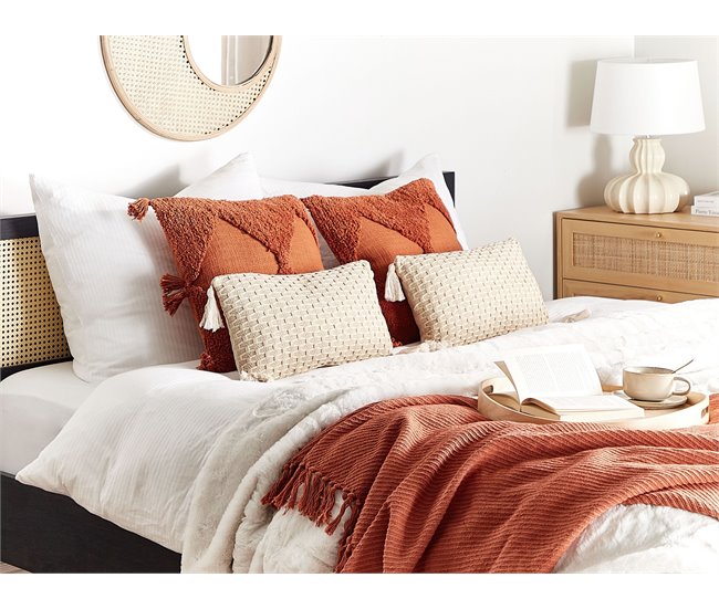 Beliani Almofada decorativa HAKONE 45x25 Bege