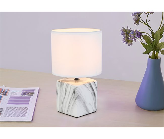 Candeeiro de mesa NORA 1 luz 40W 30,5x18,5cm marca CONFORAMA Branco