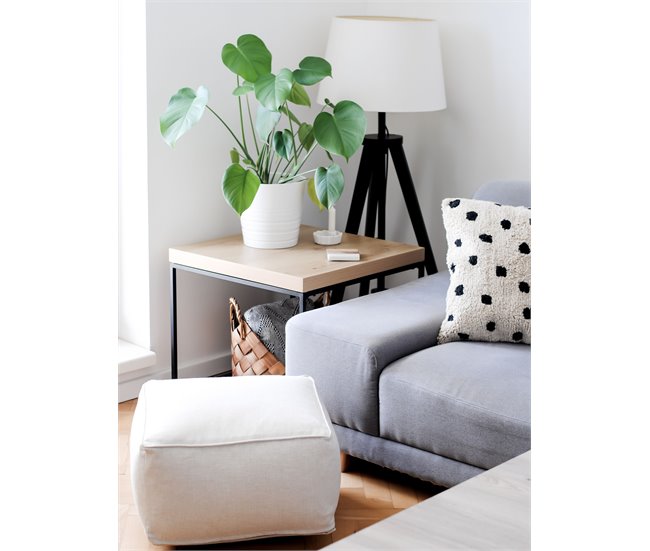 Beliani Mesa de apoio DELANO 60x60 Madeira