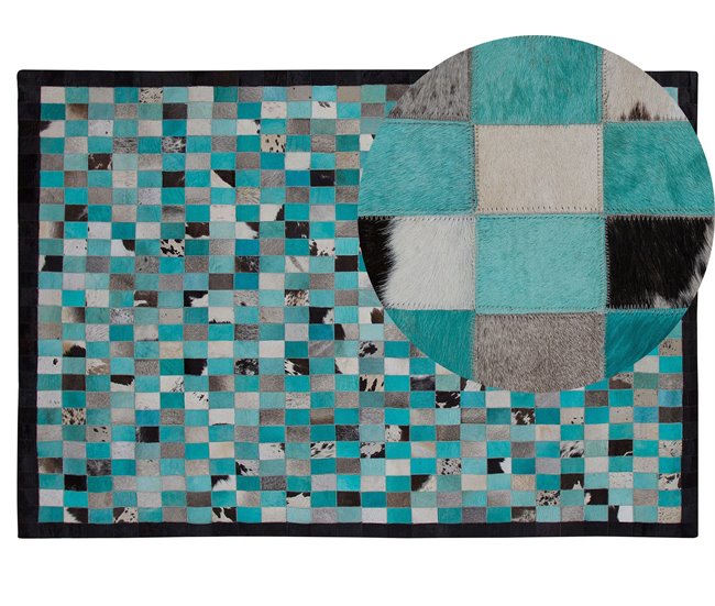 Beliani Pelos curtos NiKFER 140x200 Turquesa