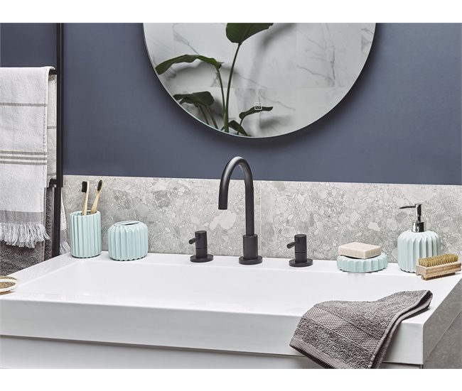 Beliani Conjunto de accesorios de baño GORBEA Azul Claro
