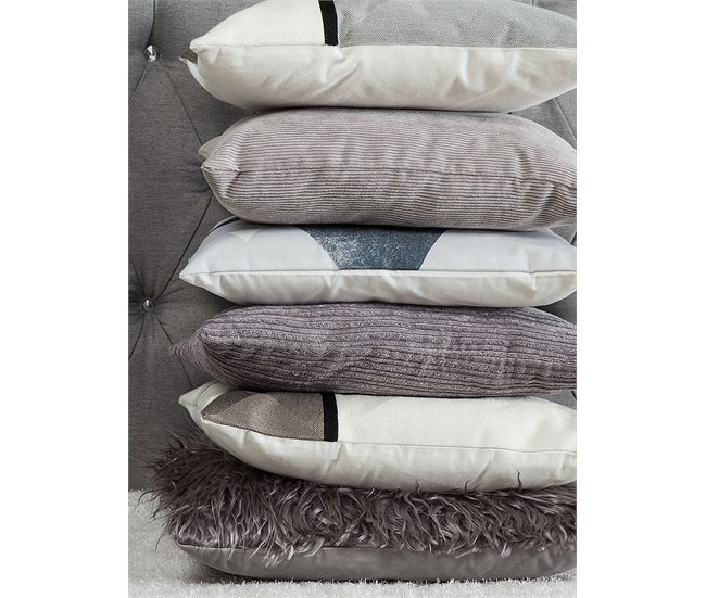 Beliani Almofada decorativa NOLANA 45x45 Cinza