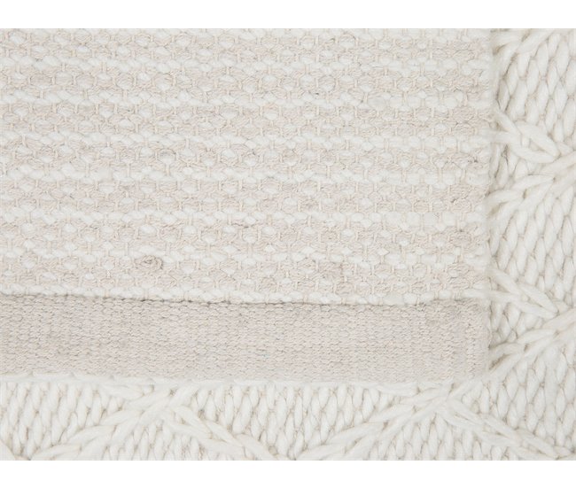 Beliani Pelos curtos ERZIN 160x230 Branco/ Bege
