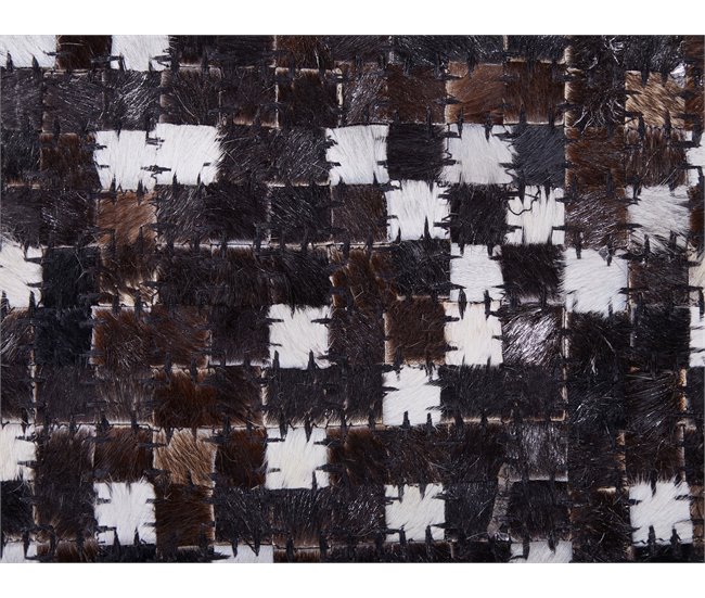 Beliani Pelos curtos AKKESE 160x230 Castanho