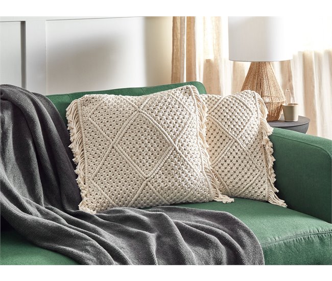 Beliani Almofada decorativa BESHAM 45x45 Bege