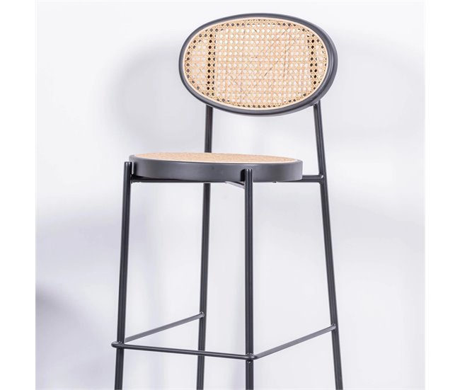 Banqueta vintage com design clássico em rattan natural - North Preto