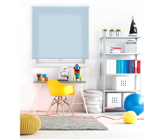 Cortina de rolo translúcido com trama simples e corrente manual 