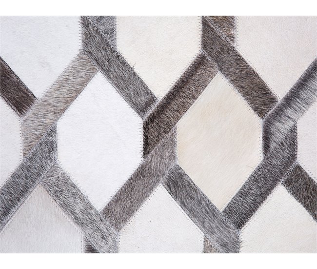 Beliani Pelos curtos AYDIN 140x200 Bege