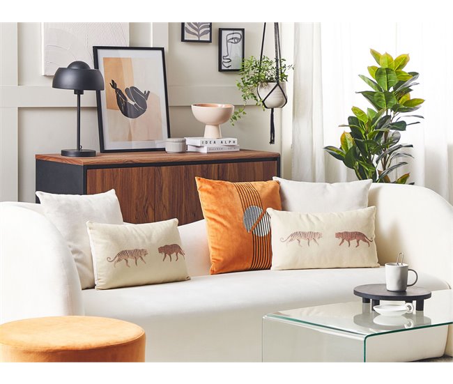 Beliani Almofada decorativa NIEREMBERGIA Bege