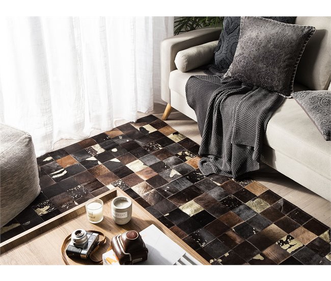 Beliani Pelos curtos BANDIRMA 160x230 Castanho