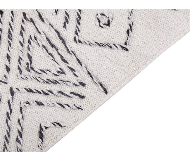 Beliani Pelos curtos ALKENT 140x200 Branco/ Bege