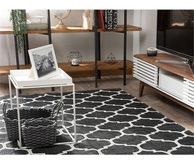 Beliani Alfombra de exterior ALADANA 140x200 Preto