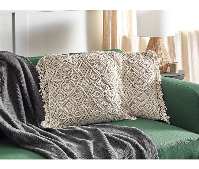 Beliani Almofada decorativa PATTAN Bege