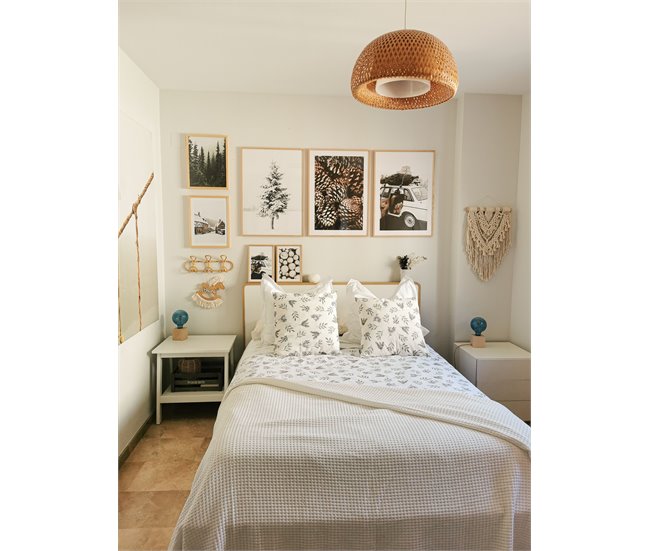 Beliani Cama com estrado MDF SERRIS 148x215 Castanho