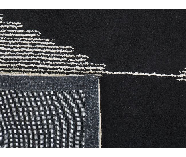 Beliani Pelos curtos BATHINDA 80x150 Preto