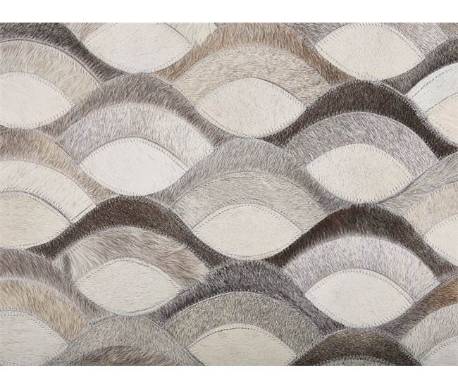 Beliani Pelos curtos KIRCA 140x200 Bege