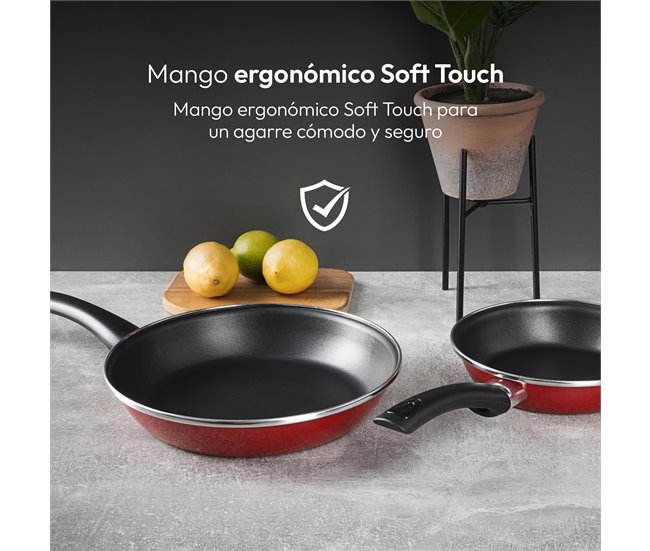 Conjunto de 2 frigideiras CLASSIQUE em + utensílios de cozinha Bergner Preto