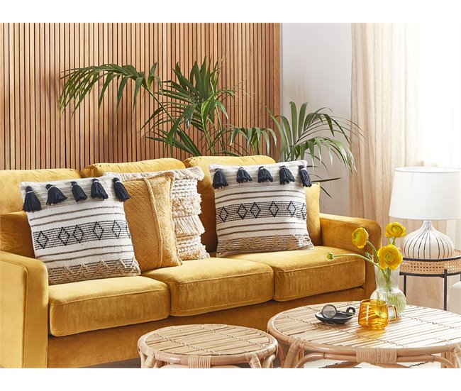 Beliani Almofada decorativa SAMBUCUS Bege