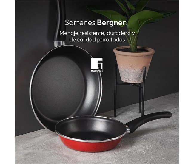 Conjunto de 2 frigideiras CLASSIQUE em + utensílios de cozinha Bergner Preto