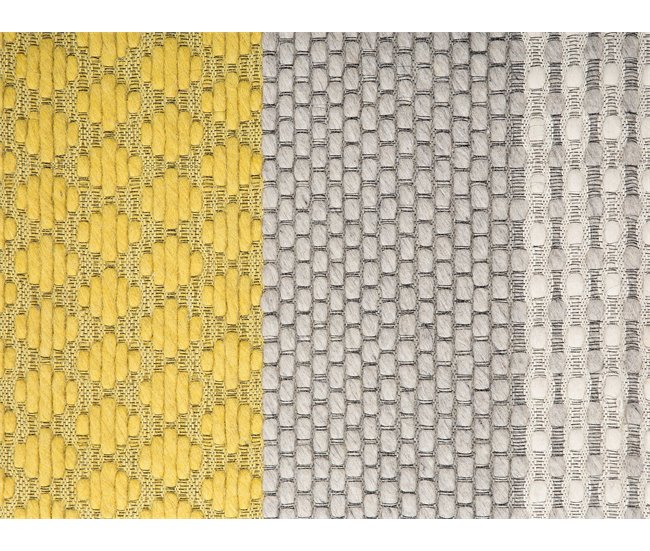 Beliani Pelos curtos AKKAYA 140x200 Multicor
