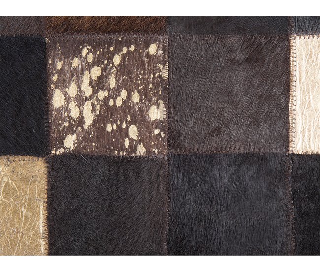 Beliani Pelos curtos BANDIRMA 160x230 Castanho