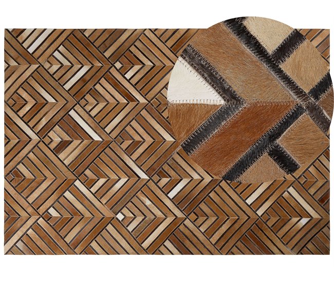 Beliani Pelos curtos TEKIR 160x230 Castanho