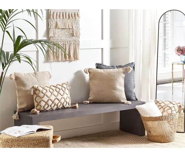 Beliani Almofada decorativa ARALIA Bege