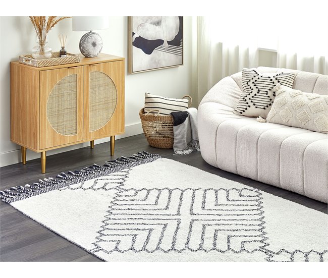 Beliani Pelos curtos ERAY 140x200 Branco
