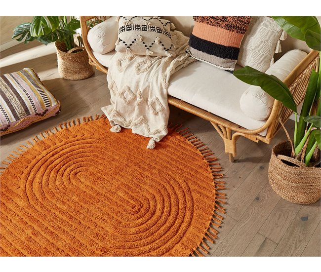 Beliani Entrelaçado HALFETI 140x140 Laranja