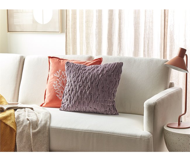Beliani Almofada decorativa CHIRITA 45x45 Lavanda