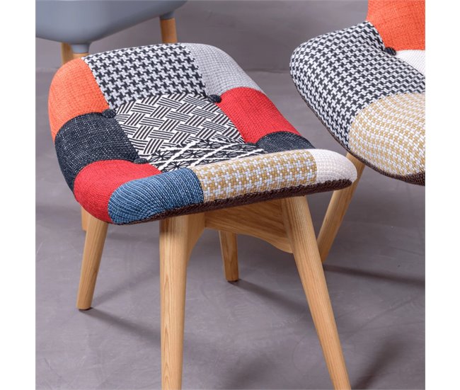 Poltrona com apoio para os pés  em patchwork - Featherston Multicor