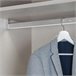 Barra de pendurar guarda-roupa Castor com luz LED e sensor de movimento Cinza