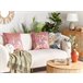 Beliani Almofada decorativa CARANDAY Rosa